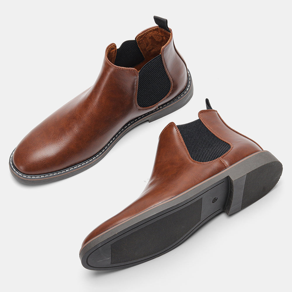 Men's leather Chelsea boots with soft leather lining